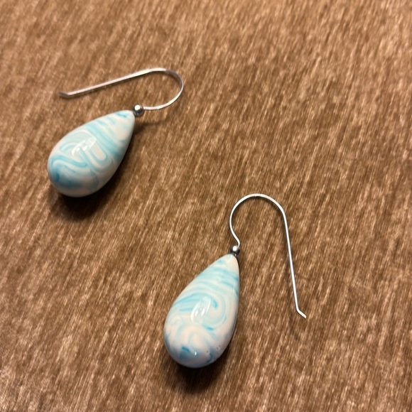 Pono By Joan Goodman Resin Drop Earrings - Picture 3 of 5
